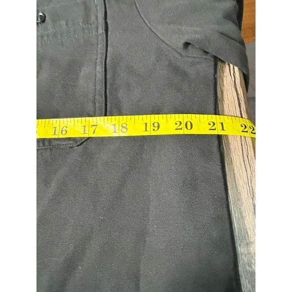 Santa Cruz Skateboard Longsleeve Button Up Shirt Screaming Hand‎ Utility Black - Picture 13 of 16